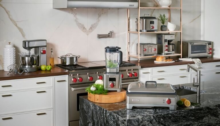 Retro Kitchen Appliances: Retro-style mixer in mint green